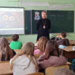 Протоиерей Роман Локочинский посетил школу п. Калашниково